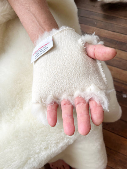 Wool Hand Protector
