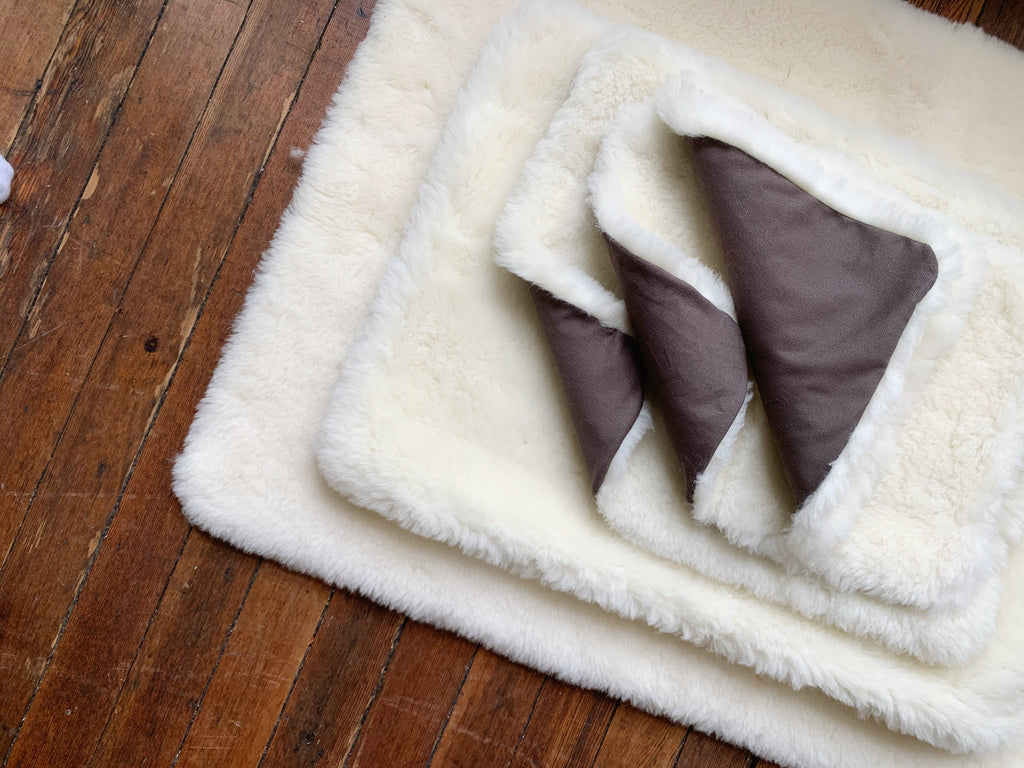 Buy Sheepskin Petmats, Sheepskin Rugs for Pets